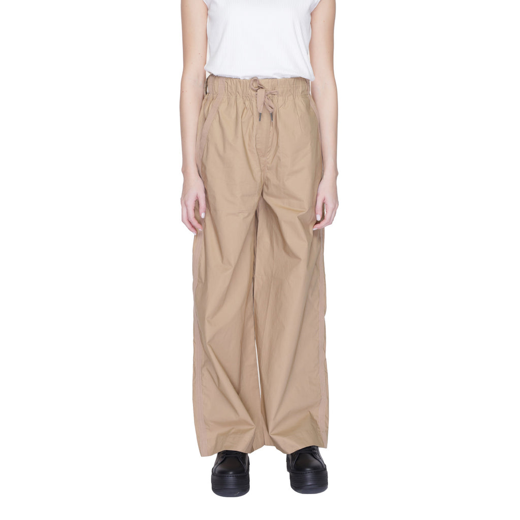 Blauer. Femme Pantalons