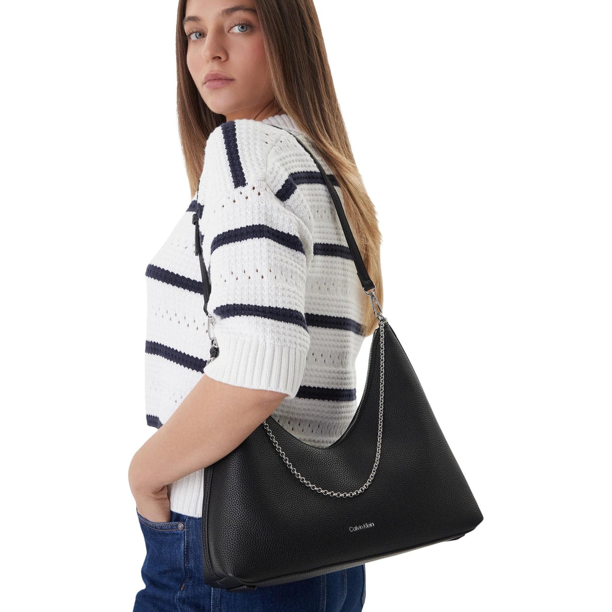 Sac Hobo Calvin Klein Emblem HW Pebble Top Zip Femme - Noir
